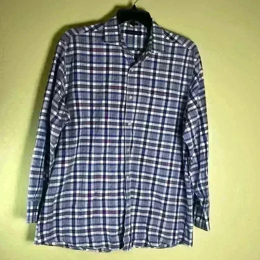 Tommy Hilfiger men dressing shirt,